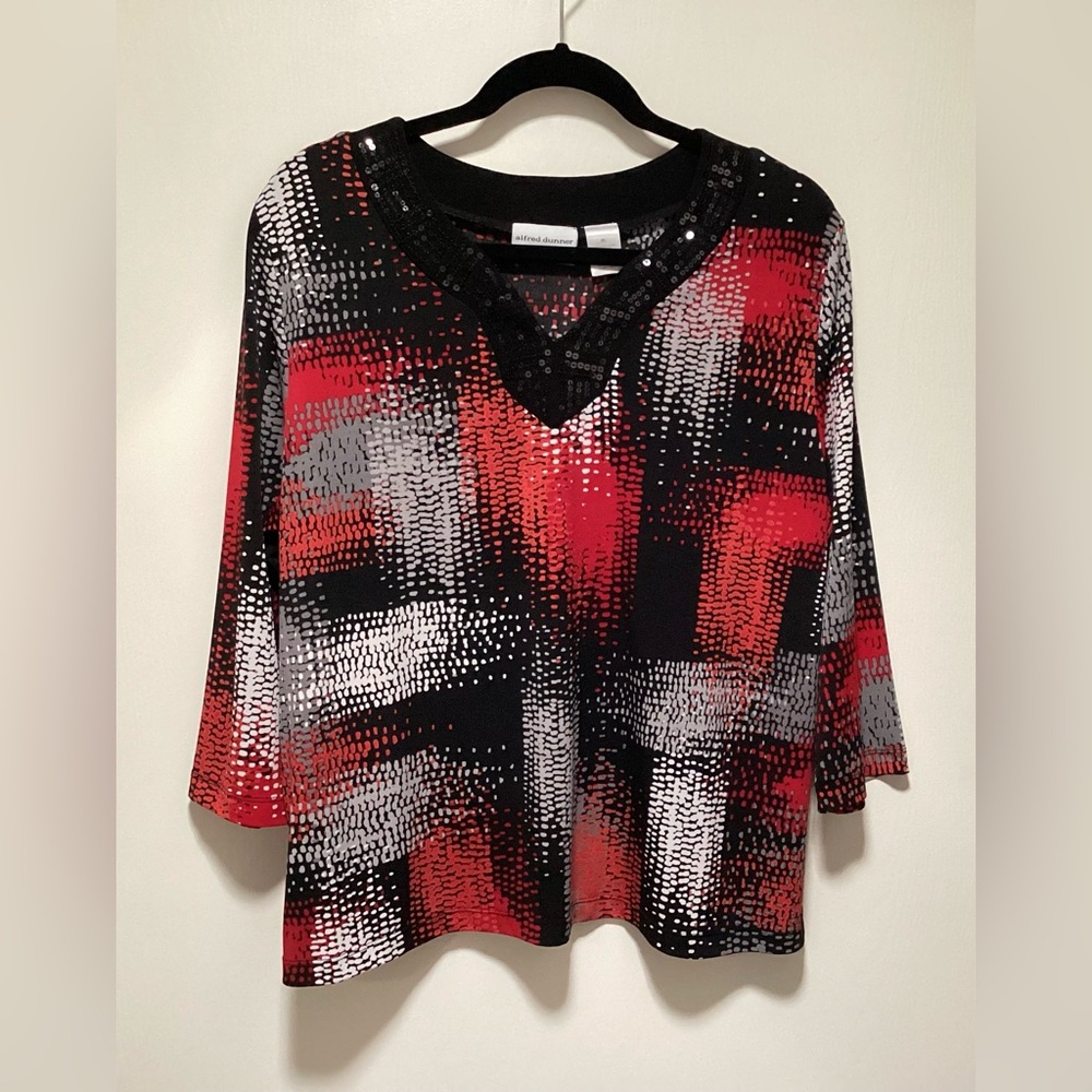 NWOT Alfred Dunner Red and Black 3/4 Sleeve Blouse with Sequins